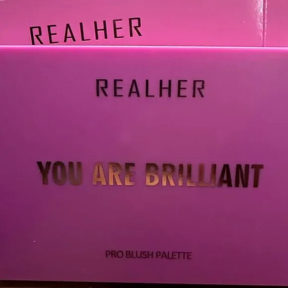 RealHer Blush Palette - You Are Brilliant - Picture 3 of 6